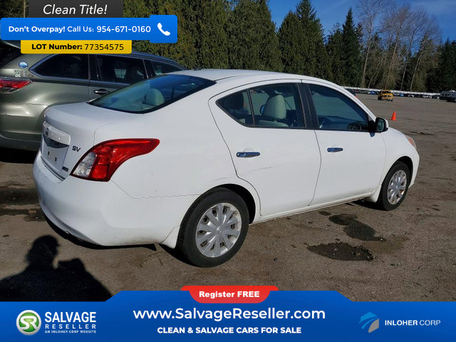 Used 2012 Nissan Versa SV image 4