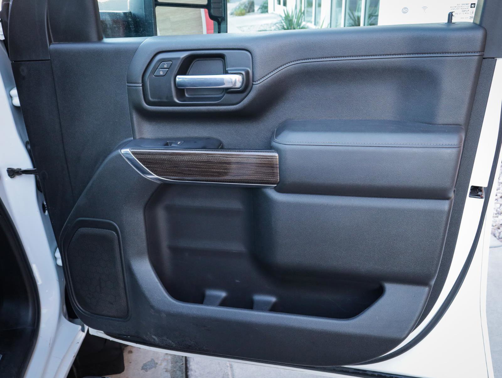 Used 2021 Chevrolet Silverado 2500 LT image 25