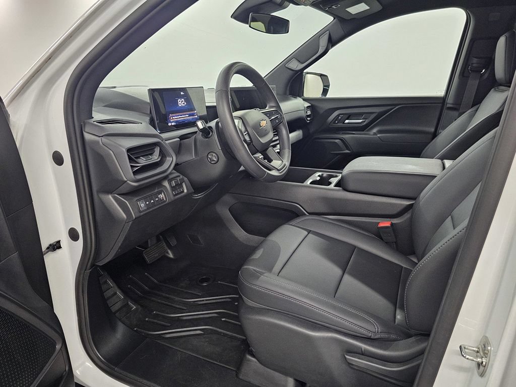 Used 2024 Chevrolet Silverado EV W/T AWD/4WD image 15