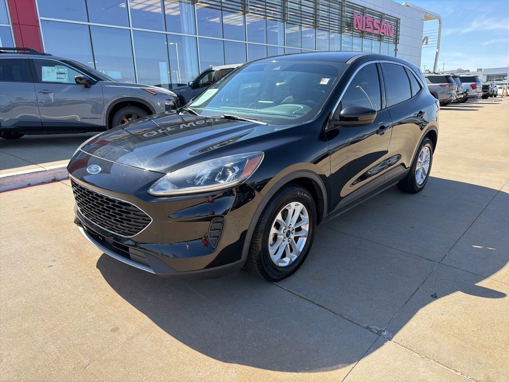 Used 2020 Ford Escape SE FWD image 1