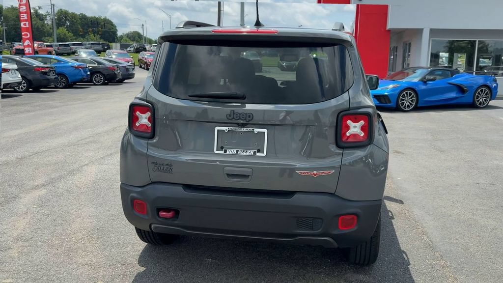 Used 2021 Jeep Renegade Trailhawk AWD/4WD image 6