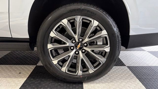 New 2026 Chevrolet Suburban High Country image 13