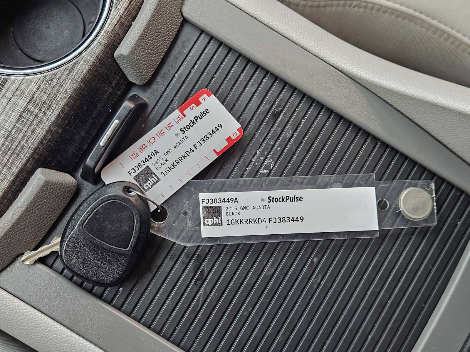 Used 2015 GMC Acadia SLT image 31