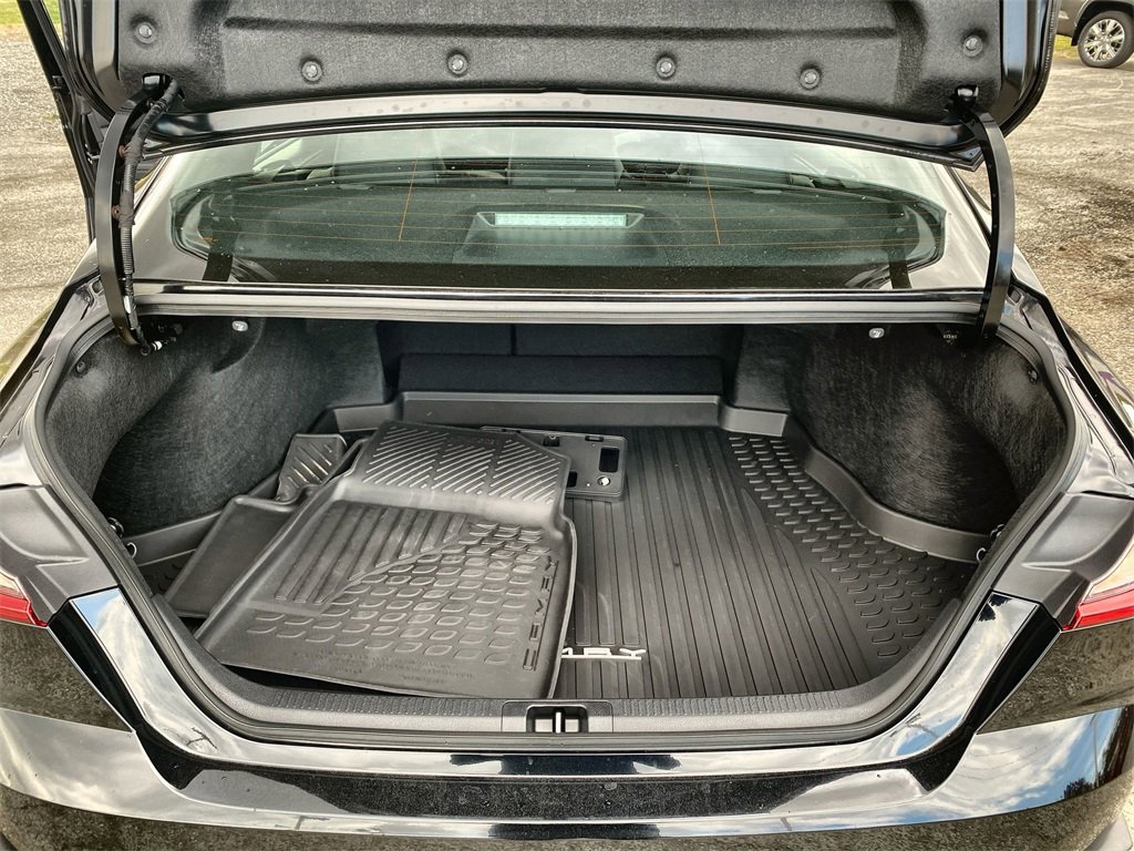 Used 2026 Toyota Camry SE image 20