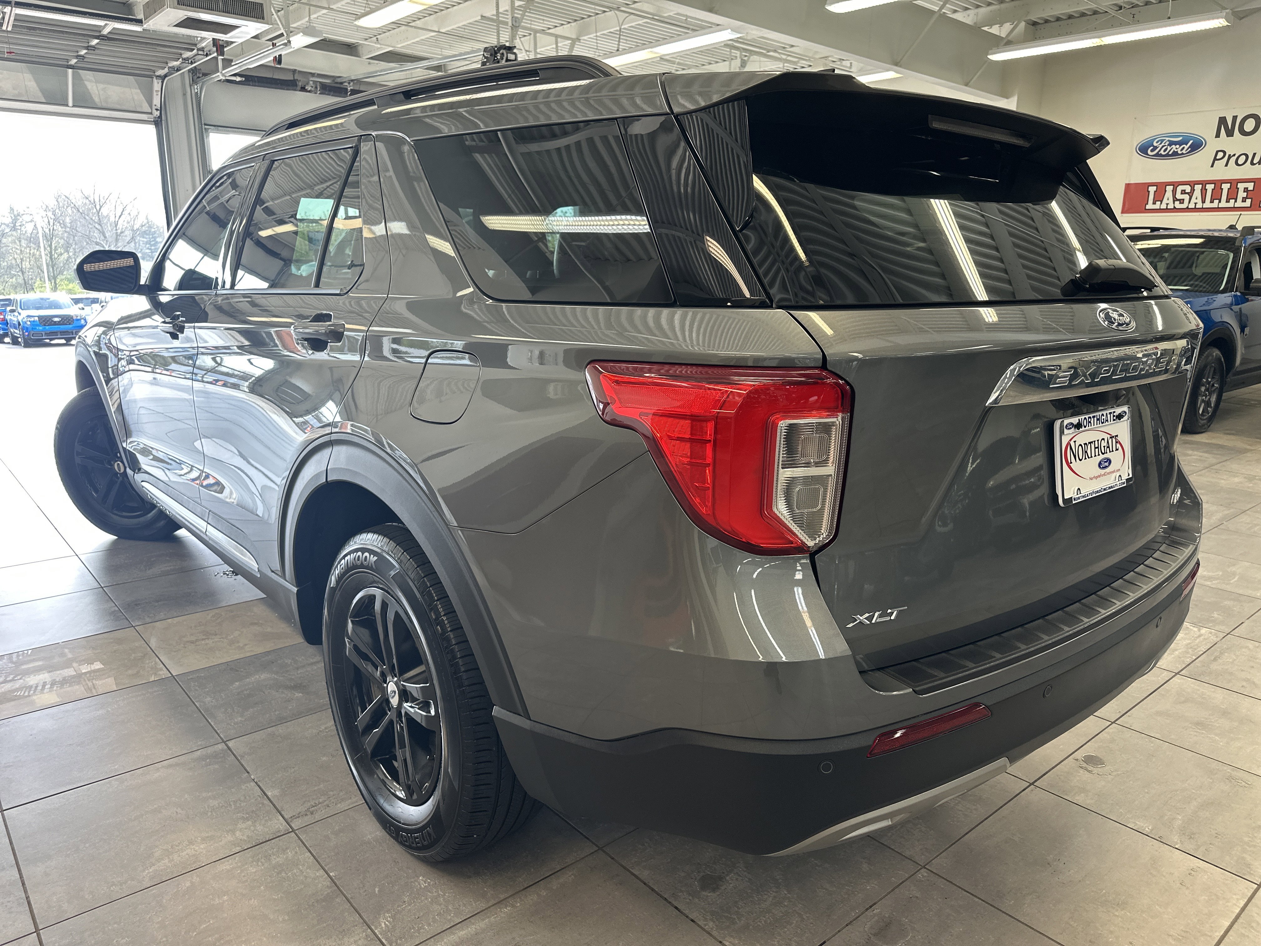 Used 2023 Ford Explorer XLT w/ Equipment Group 202A image 15