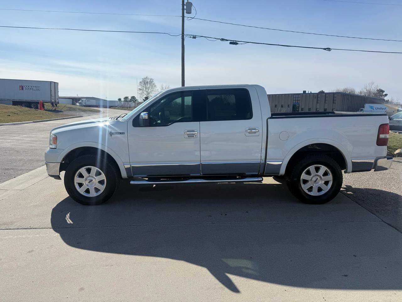 Used 2006 Lincoln Mark LT 4x4 image 8