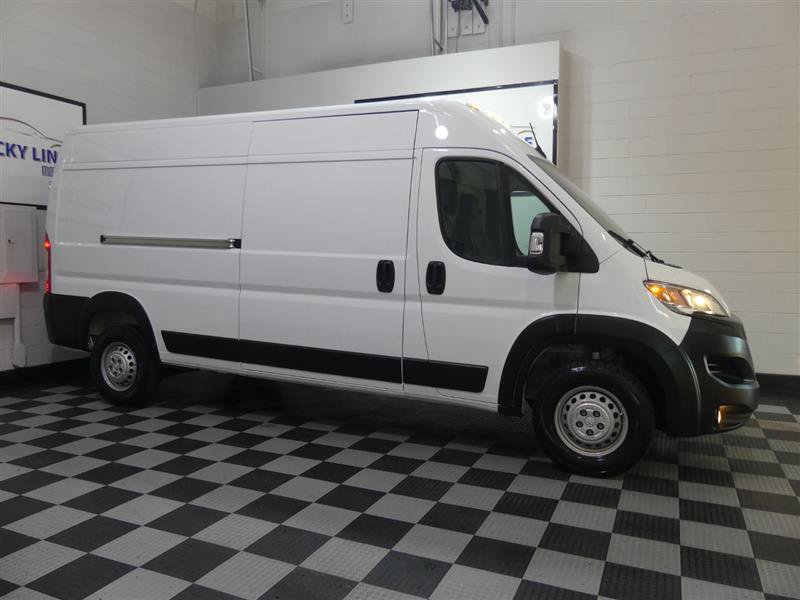 Used 2025 RAM ProMaster 2500 w/ Convenience Group FWD image 5