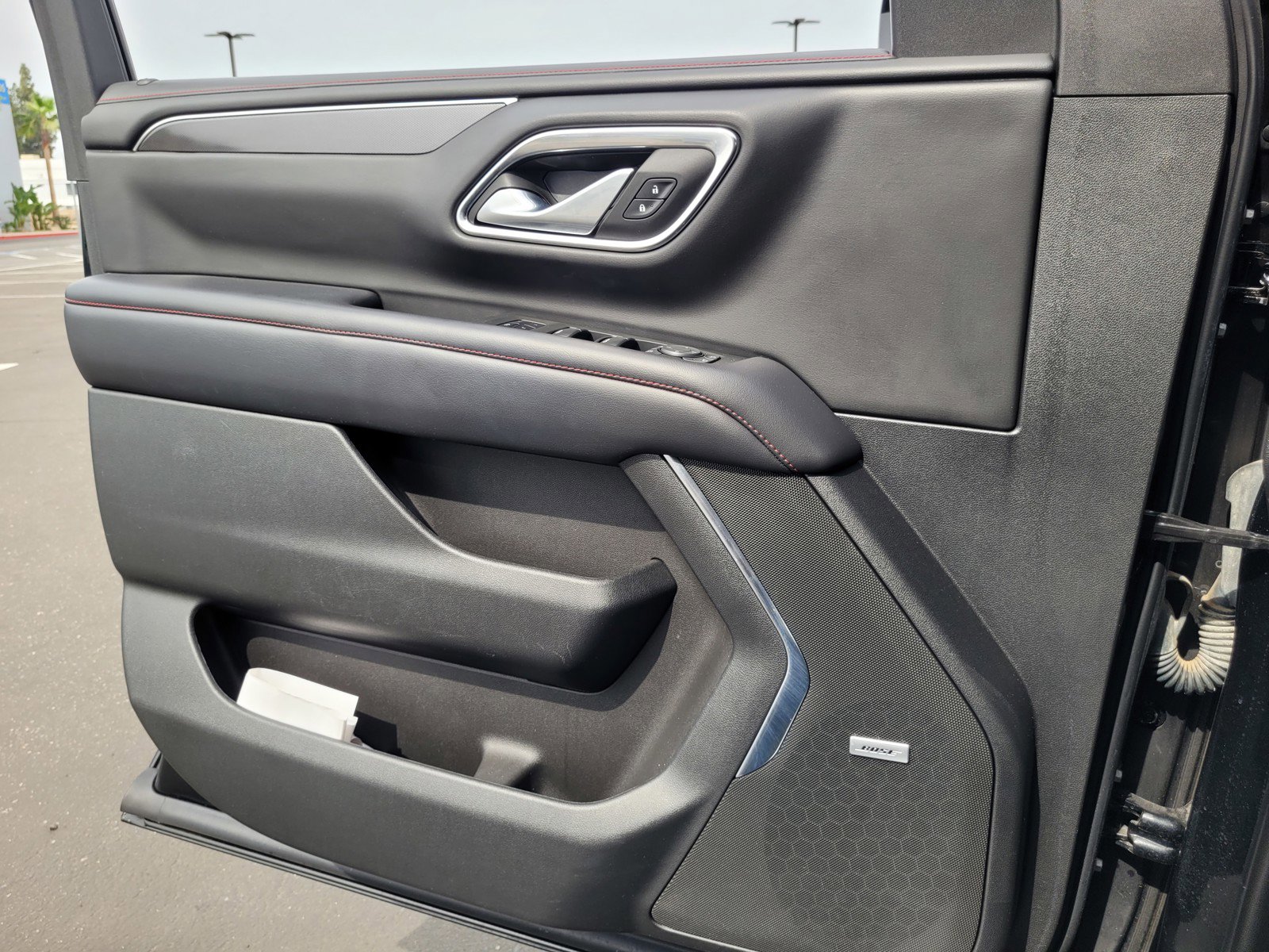 Used 2022 Chevrolet Tahoe RST w/ Luxury Package image 25