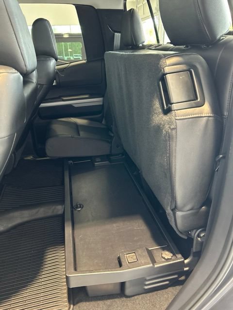 Used 2018 Toyota Tundra Limited w/ Limited Premium Package AWD/4WD image 18