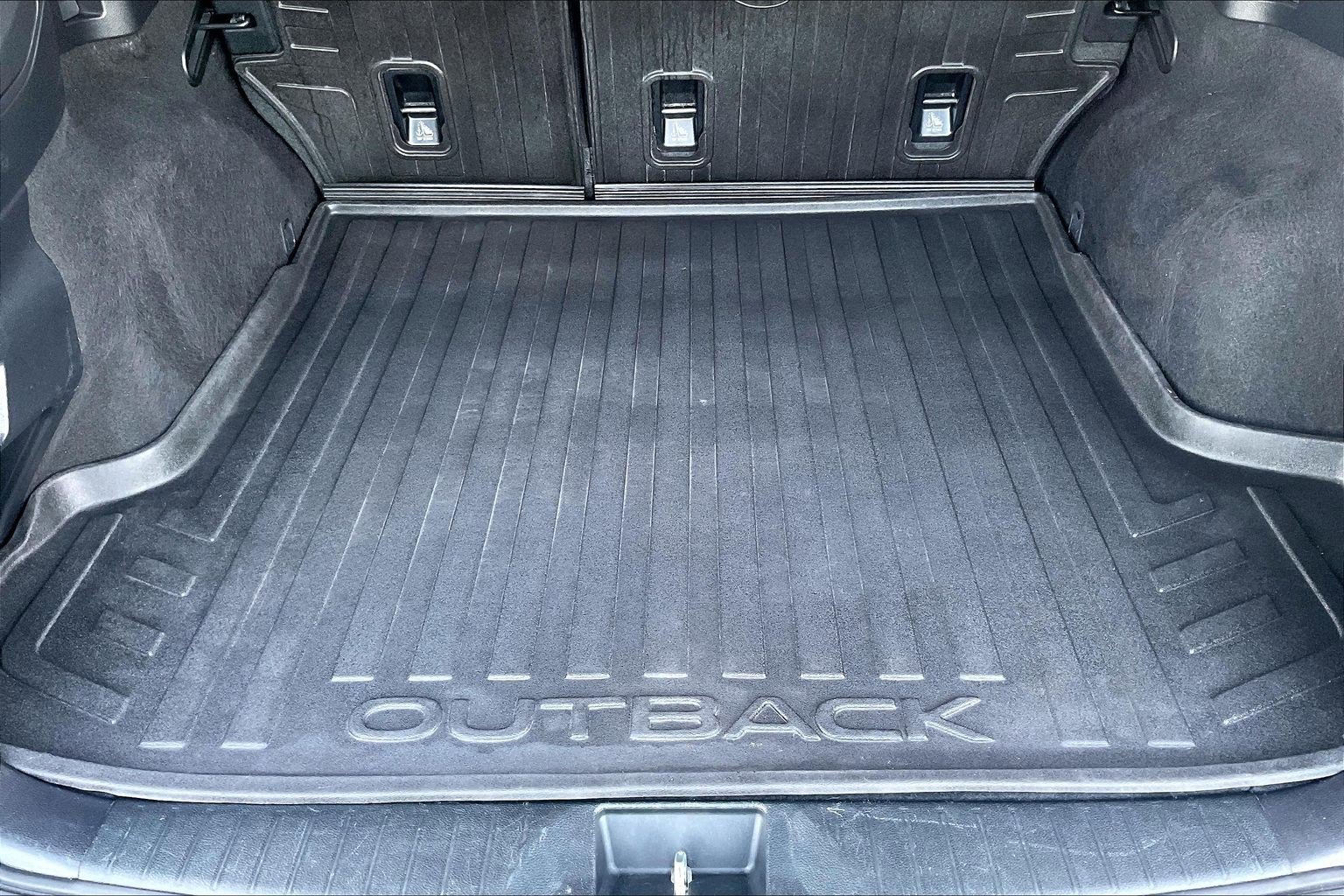 Used 2019 Subaru Outback 2.5i Limited w/ Popular Package #2 image 24