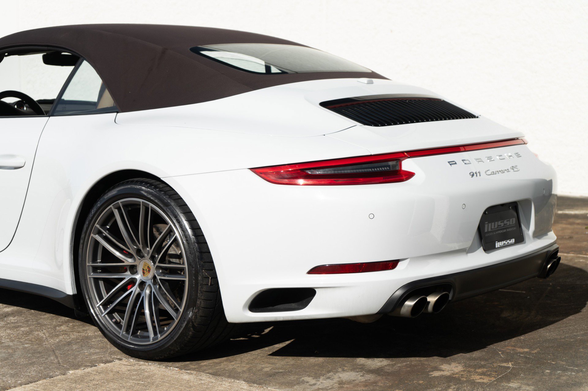 Used 2018 Porsche 911 Carrera 4S image 18
