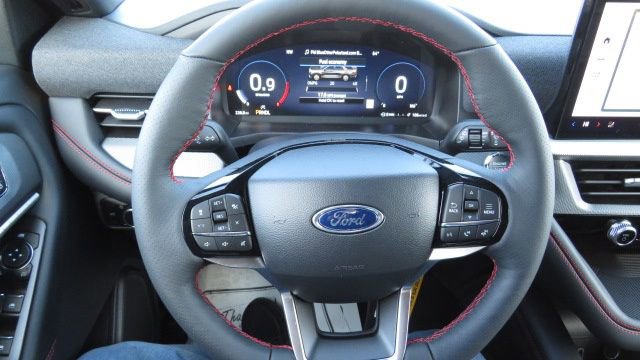 New 2026 Ford Explorer ST-Line image 25