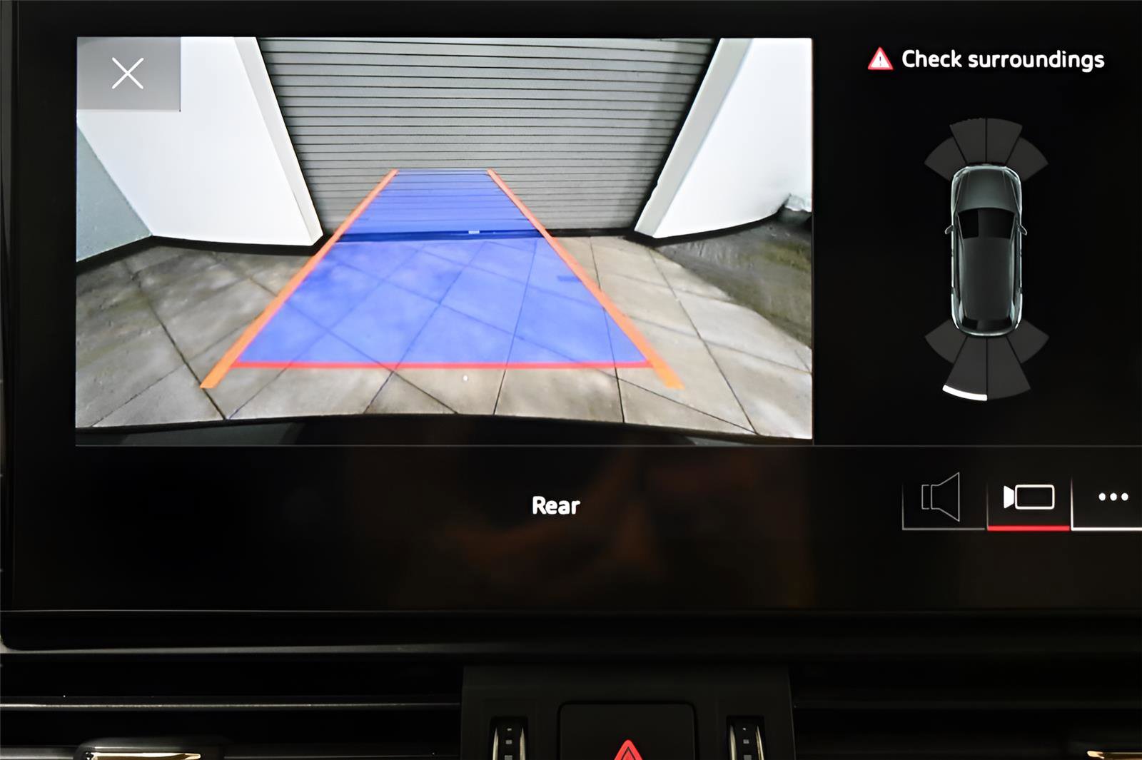 Used 2022 Audi Q5 e Premium image 26