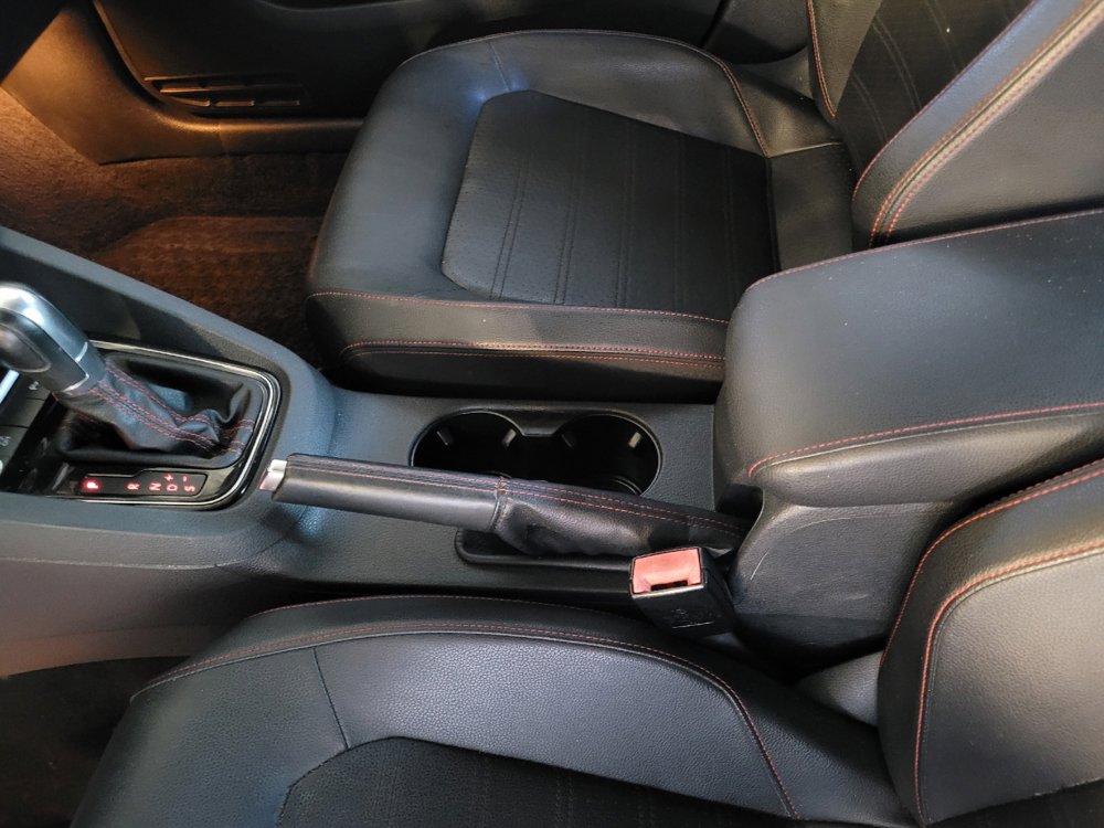Used 2016 Volkswagen Jetta GLI SEL FWD image 26