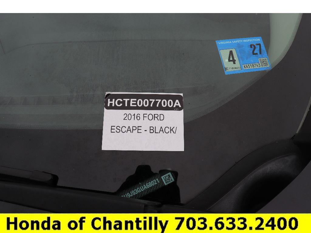 Used 2016 Ford Escape Titanium AWD/4WD image 33