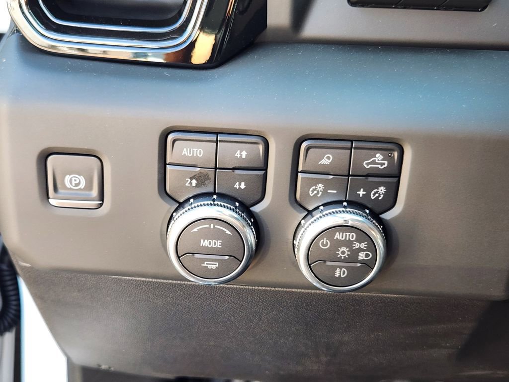 New 2026 GMC Sierra 1500 AT4 w/ AT4 Premium Package image 13