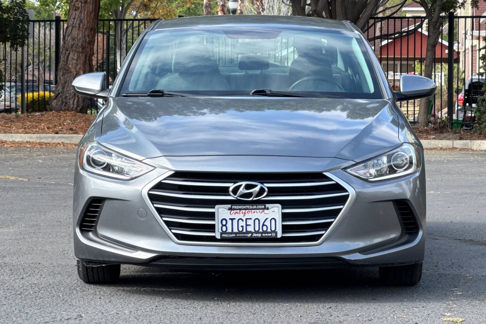 Used 2017 Hyundai Elantra SE image 8