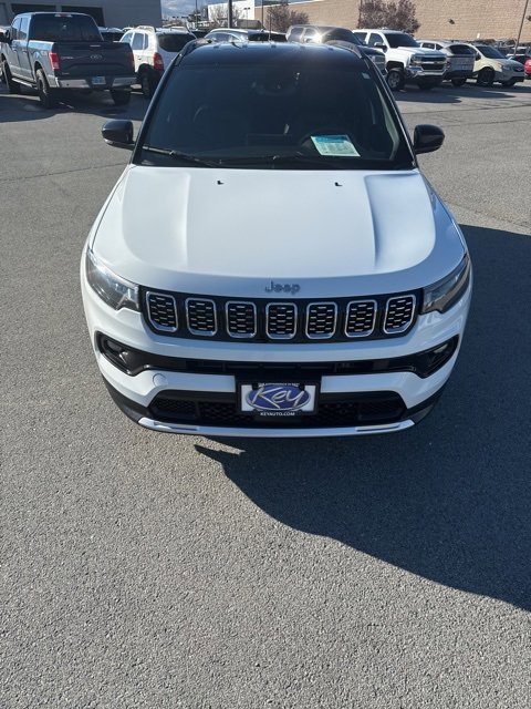 Used 2024 Jeep Compass Limited image 9