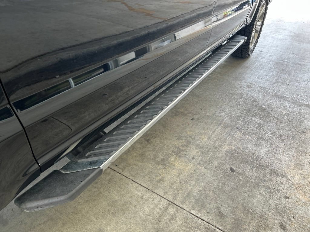 Used 2019 Ford F150 XLT w/ Equipment Group 302A Luxury AWD/4WD image 16