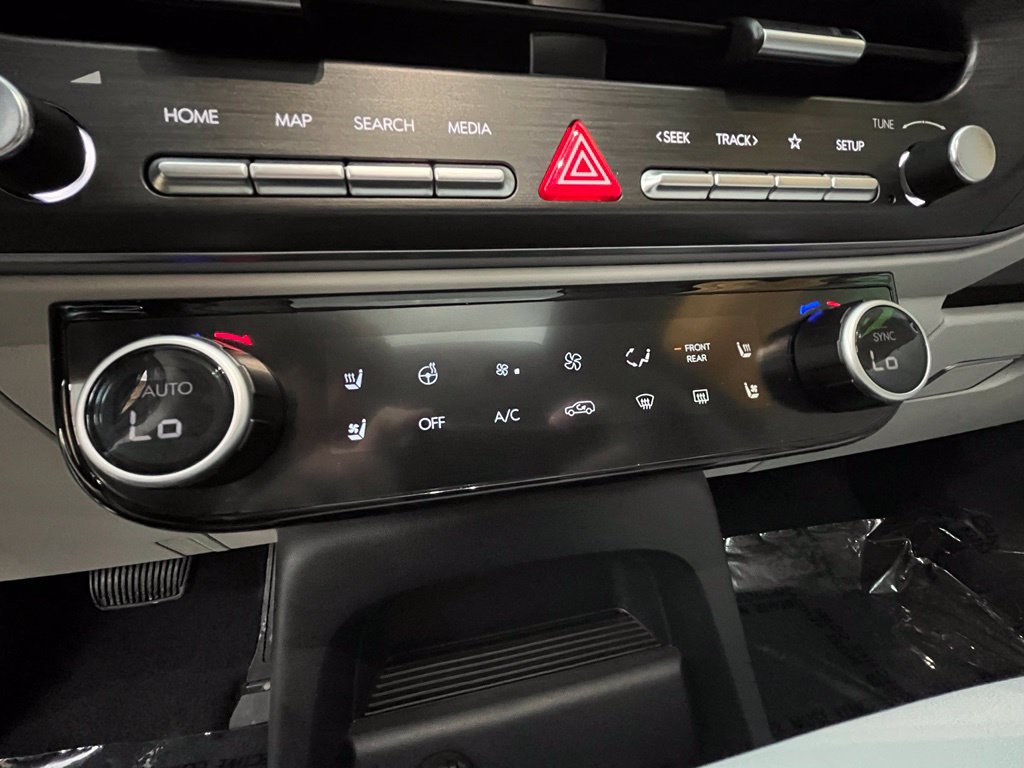 Used 2026 Hyundai Palisade Calligraphy AWD/4WD image 37