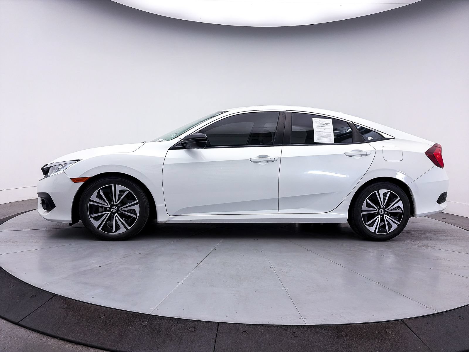 Used 2018 Honda Civic EX-T image 29