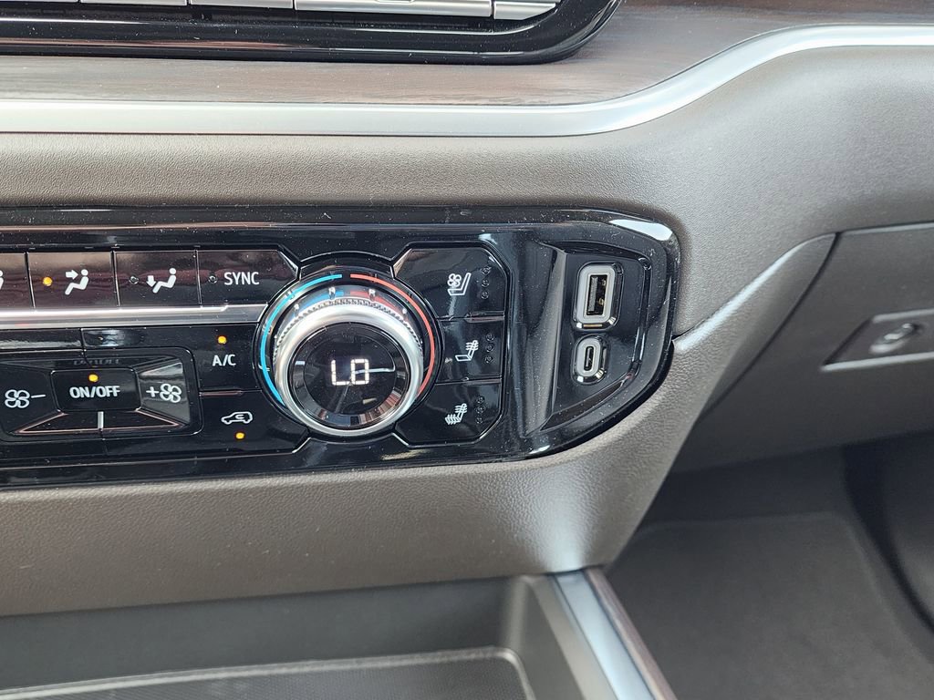 New 2026 GMC Sierra 1500 SLT w/ SLT Premium Plus Package AWD/4WD image 30