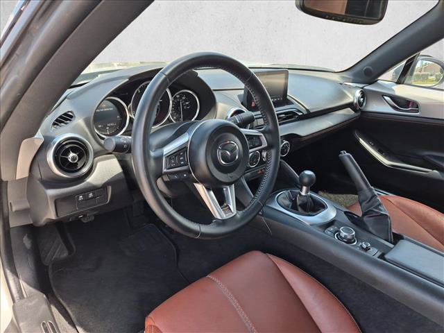 Used 2023 MAZDA MX-5 Miata Grand Touring RWD image 10