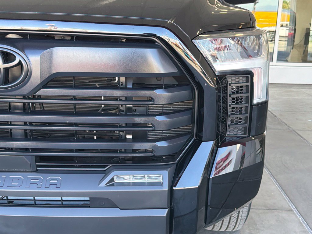 Certified 2025 Toyota Tundra SR5 AWD/4WD image 6
