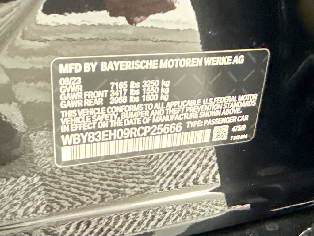 Certified 2024 BMW i7 M70 w/ Executive Package image 34