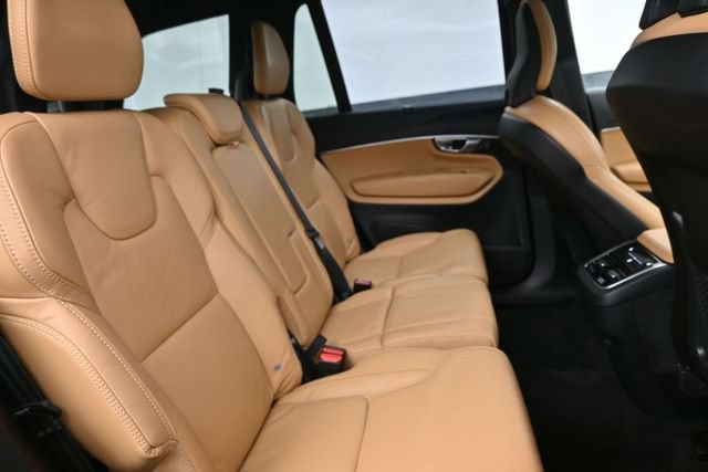 Used 2023 Volvo XC90 B6 Ultimate w/ Protection Package Premier AWD/4WD image 35