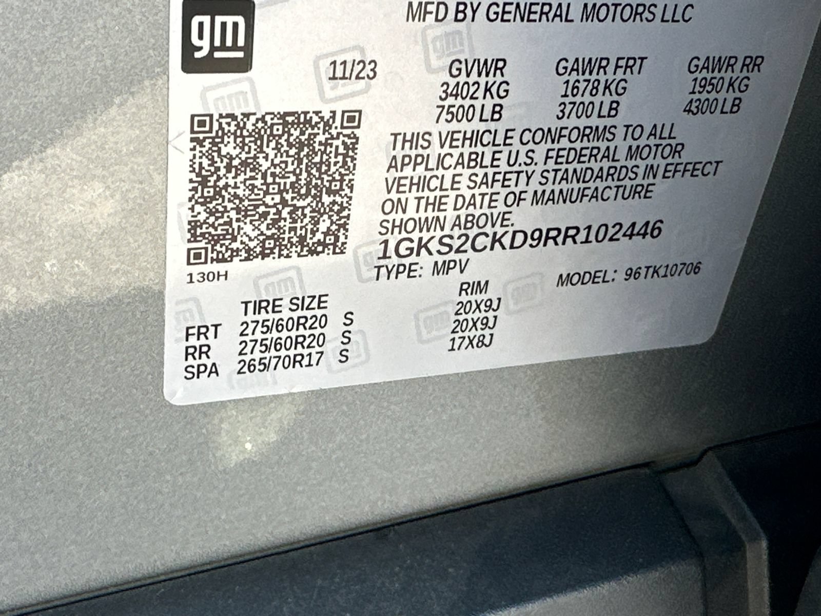 Used 2024 GMC Yukon AT4 AWD/4WD image 32