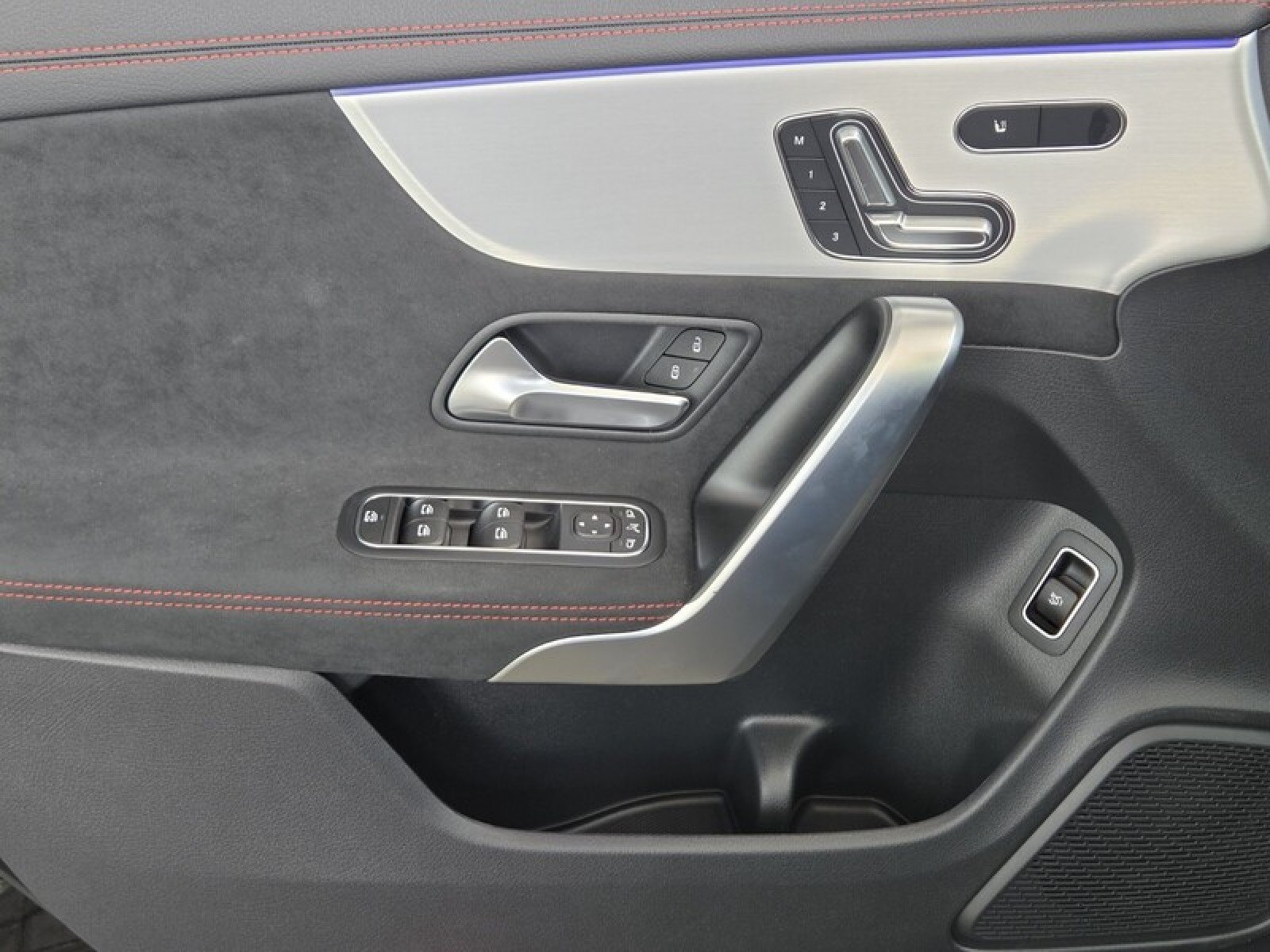 New 2026 Mercedes-Benz CLA 250 4MATIC image 21
