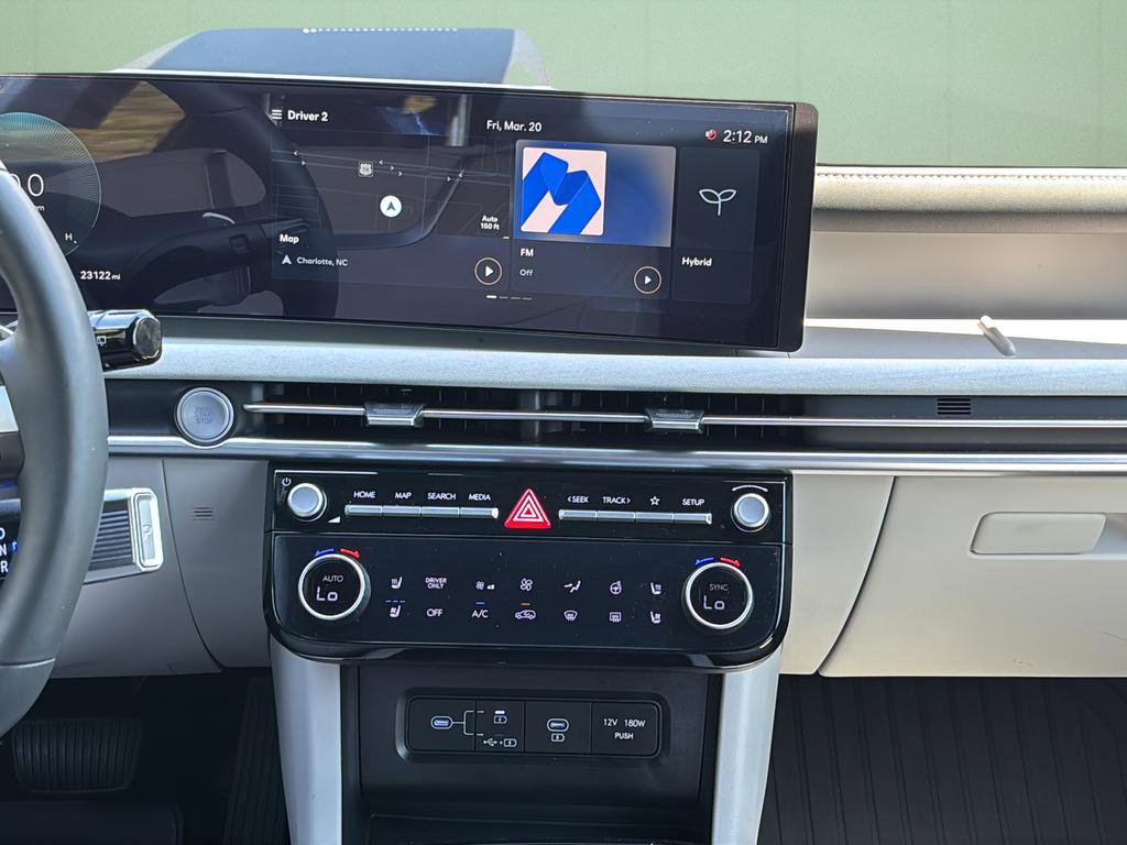 Certified 2025 Hyundai Tucson Limited image 24