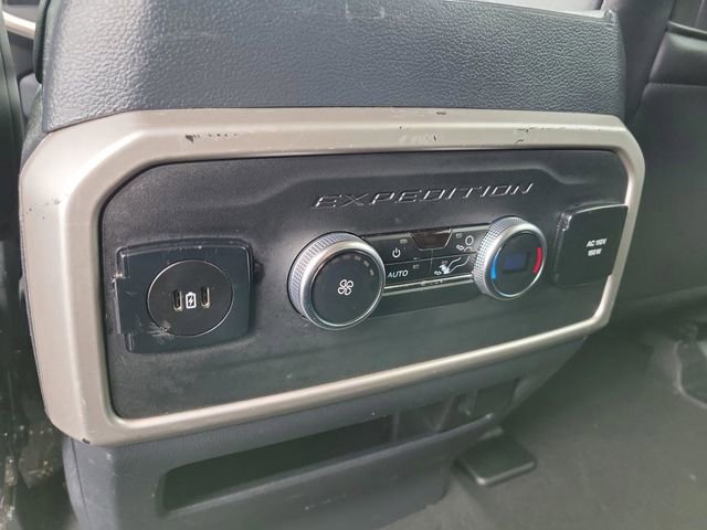 Used 2024 Ford Expedition Max XLT image 17