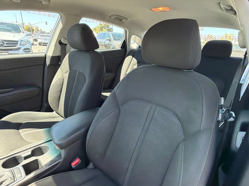 Used 2018 Kia Optima LX FWD image 21
