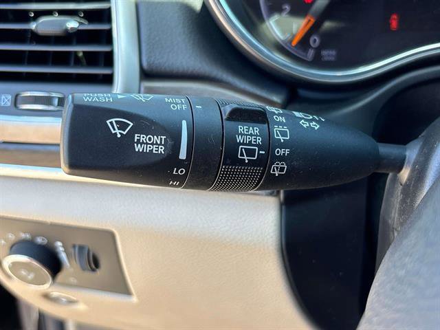 Used 2018 Jeep Grand Cherokee Limited image 28