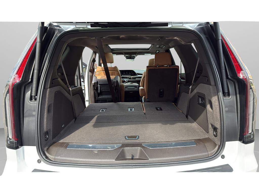 Used 2024 Cadillac Escalade Sport w/ LPO, ONYX Package image 29