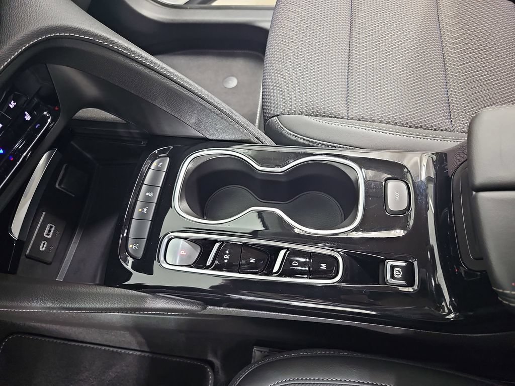 Certified 2023 Buick Envision Preferred FWD image 30
