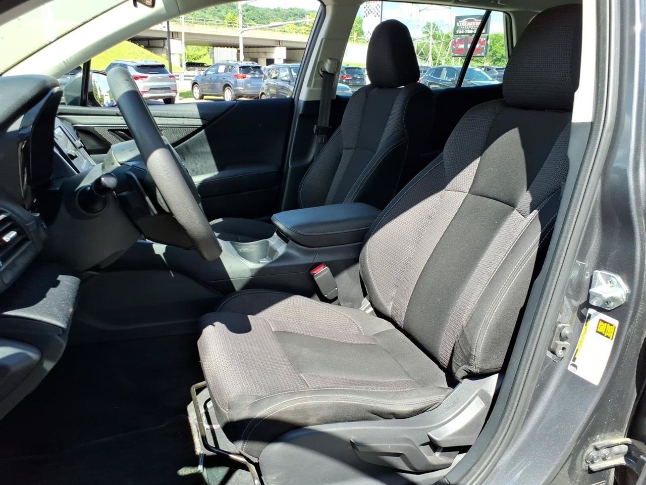 Used 2023 Subaru Outback AWD/4WD image 6