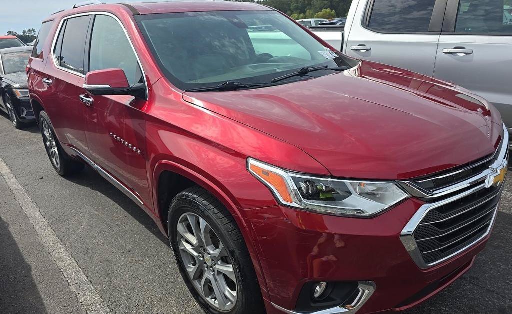 Used 2020 Chevrolet Traverse Premier FWD image 1