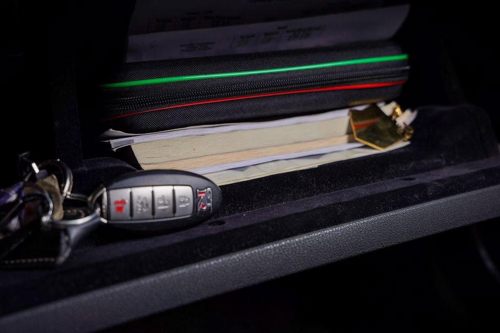 Used 2010 Nissan GT-R Premium image 30