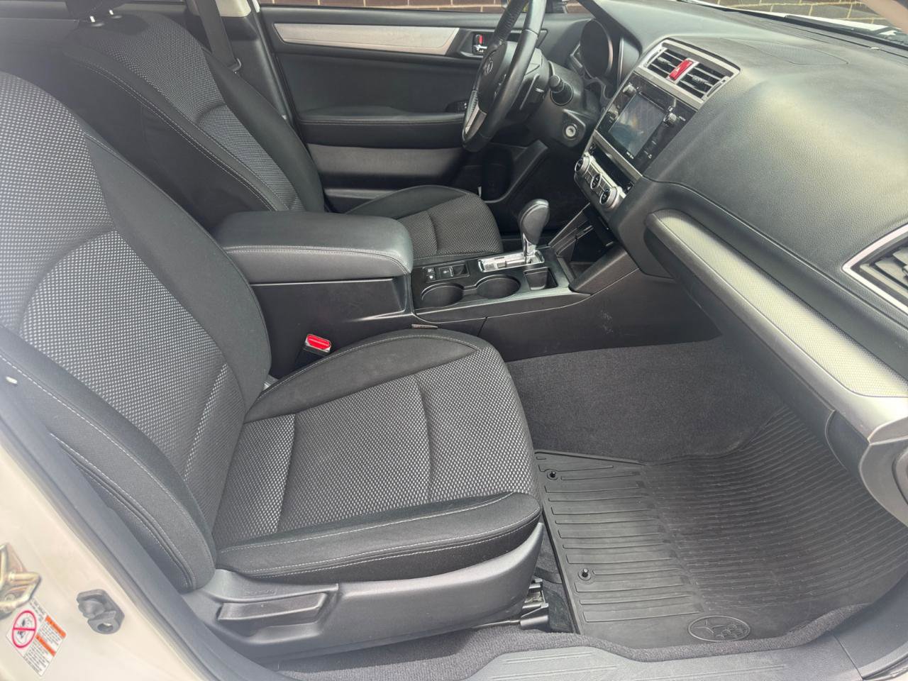 Used 2017 Subaru Outback 2.5i Premium AWD/4WD image 13