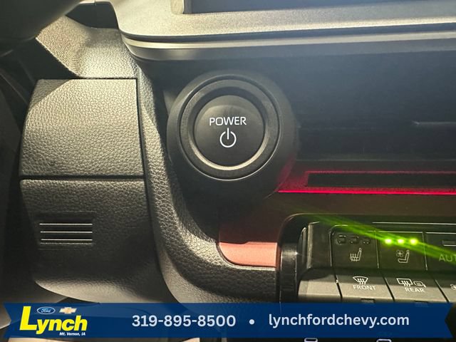 Used 2023 Toyota Prius Prime Premium FWD image 17