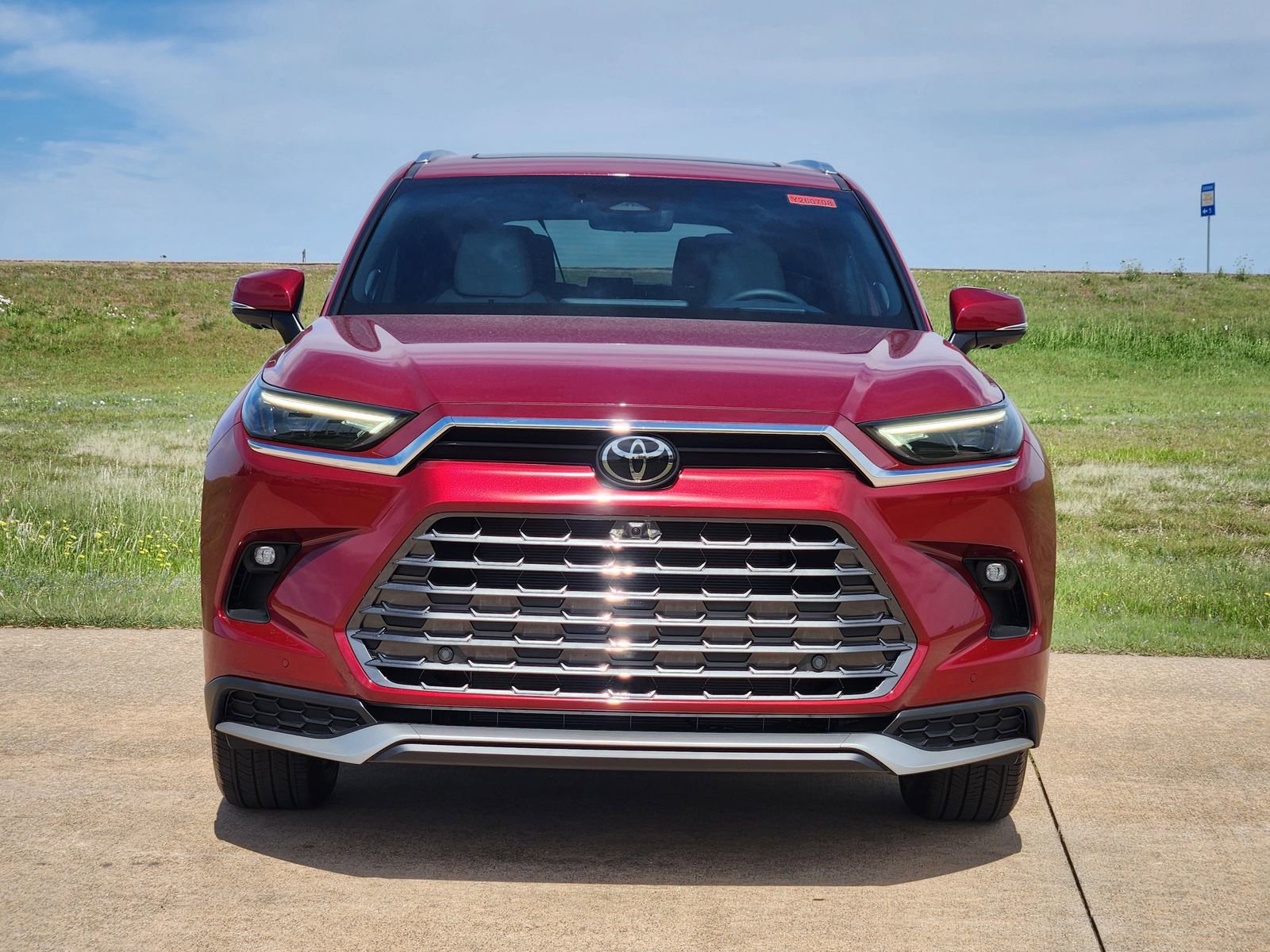 New 2026 Toyota Grand Highlander AWD Hybrid image 6