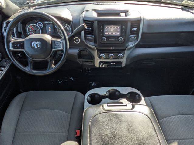 Used 2024 RAM 3500 Tradesman w/ Chrome Appearance Group AWD/4WD image 15
