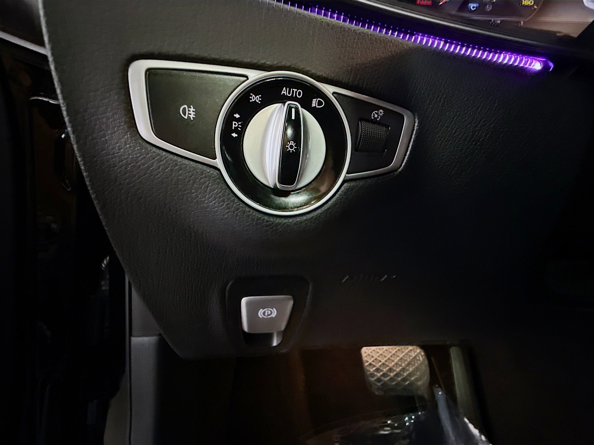 Used 2020 Mercedes-Benz E 350 Sedan w/ Premium Package image 42