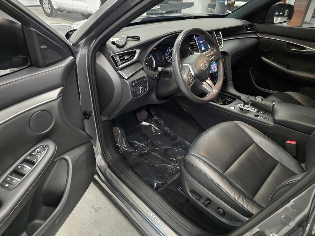 Used 2022 INFINITI QX50 Luxe w/ Appearance Package image 15