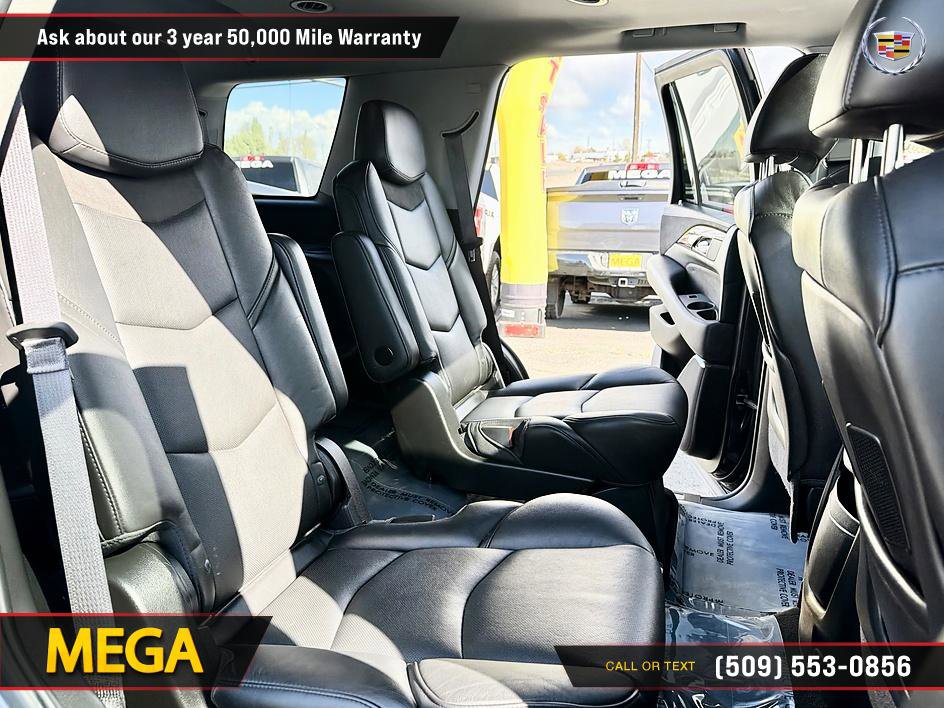 Used 2016 Cadillac Escalade Luxury AWD/4WD image 18