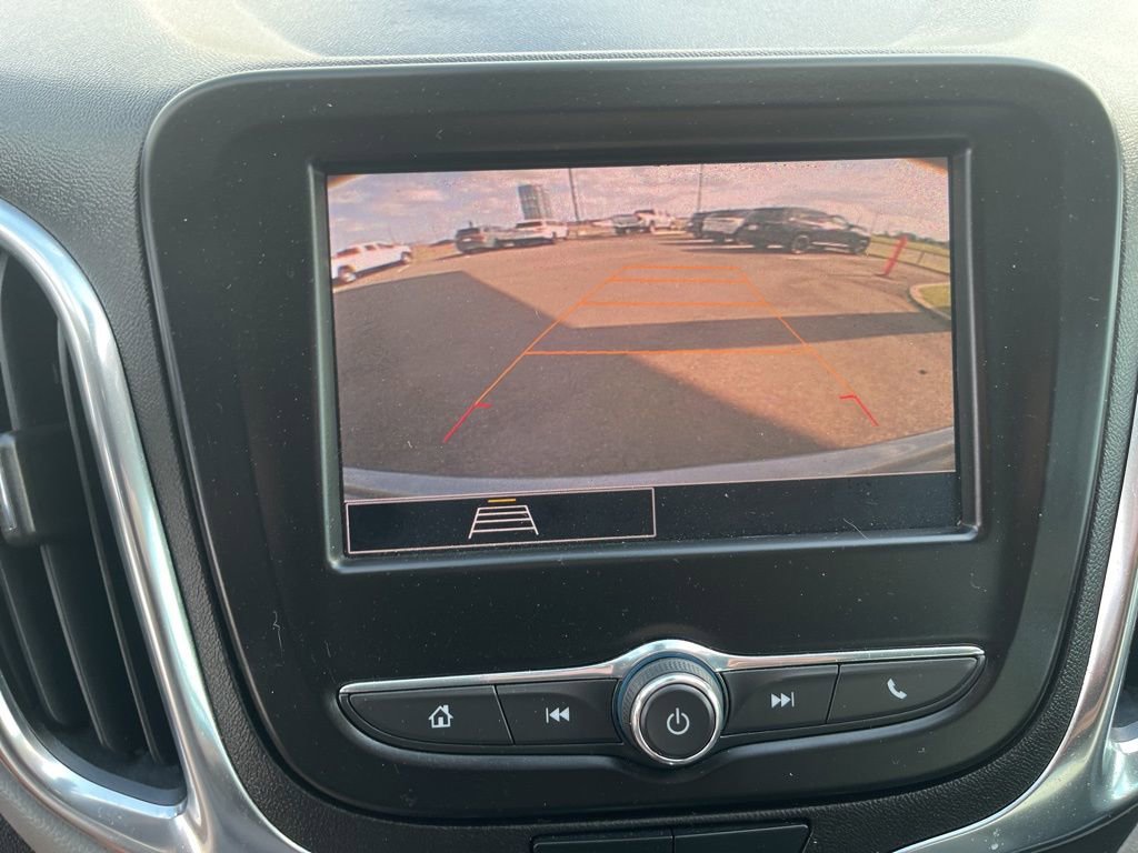 Used 2023 Chevrolet Equinox LS w/ LS Convenience Package FWD image 16
