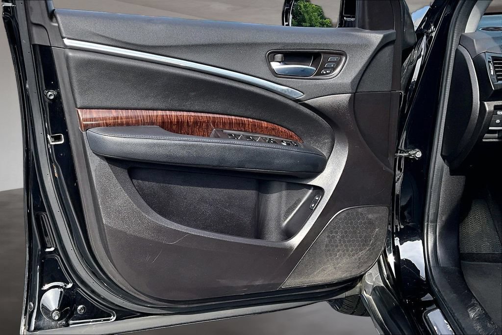 Certified 2018 Acura MDX SH-AWD image 23